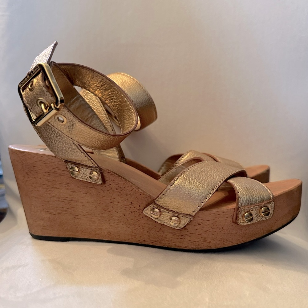 Tory Burch Gold Ridley Sandal with Wood Platform EUC